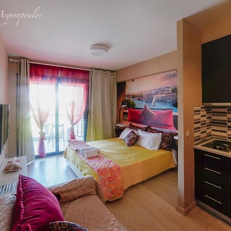 Aslanis Luxury Suites -Theme Studio Anatoli Thessaloniki Exterior photo