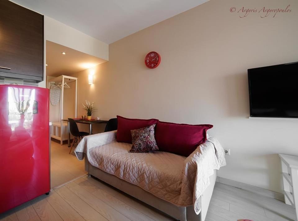 Aslanis Luxury Suites -Theme Studio Anatoli Thessaloniki Exterior photo